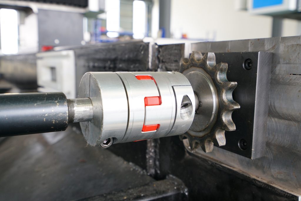 金屬cnc光纖激光切割機激光切割機用於鐵鋼鋁銅板片材